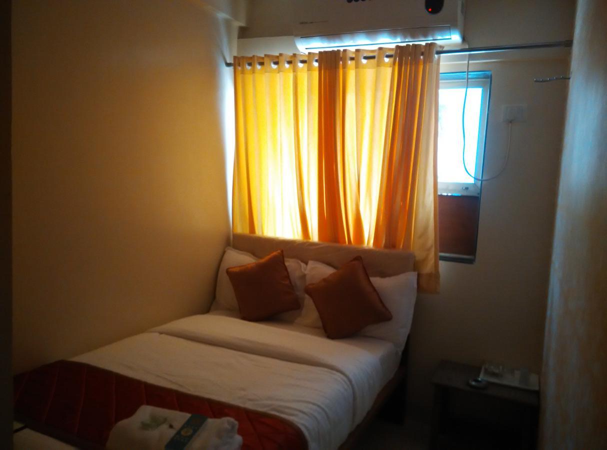 Hotel Silver Castle Bombaj Zewnętrze zdjęcie