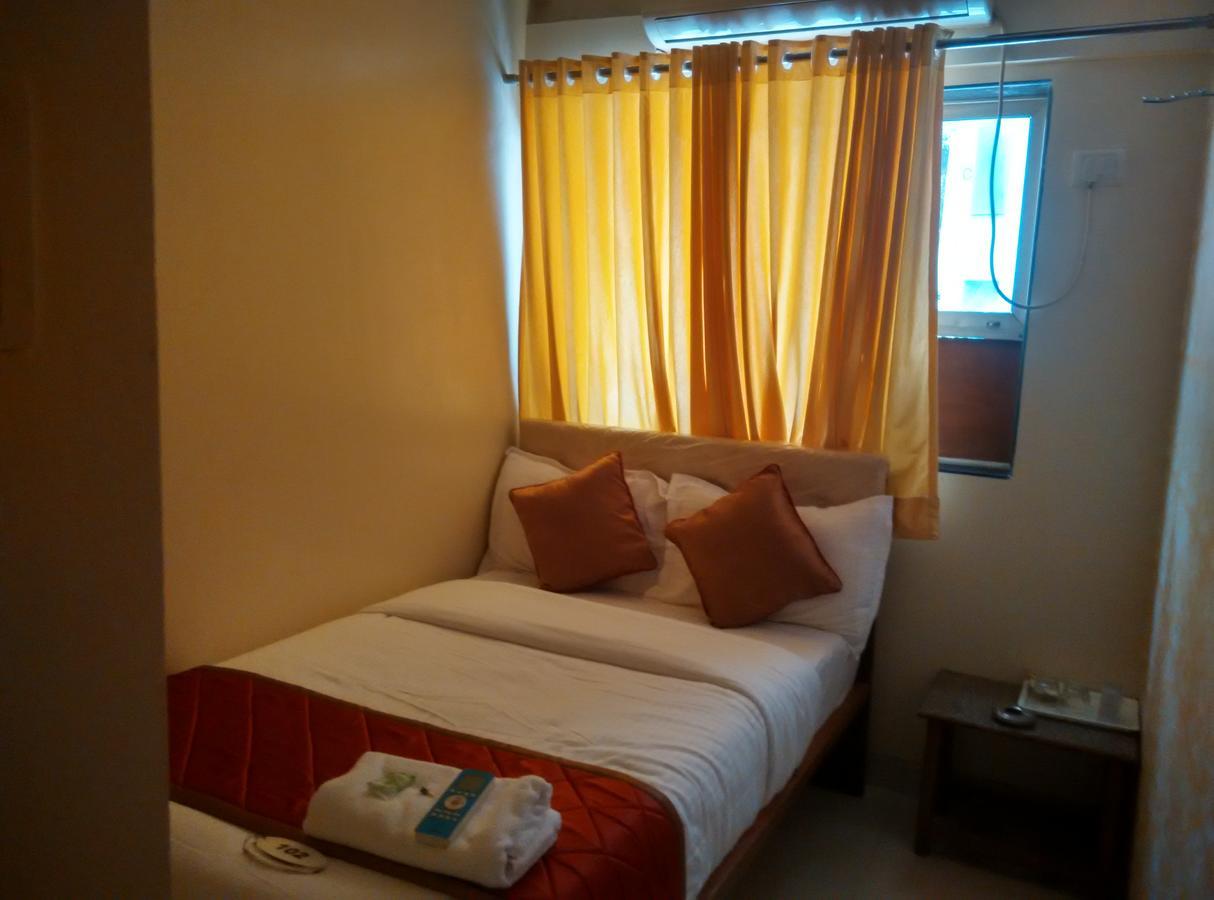 Hotel Silver Castle Bombaj Zewnętrze zdjęcie