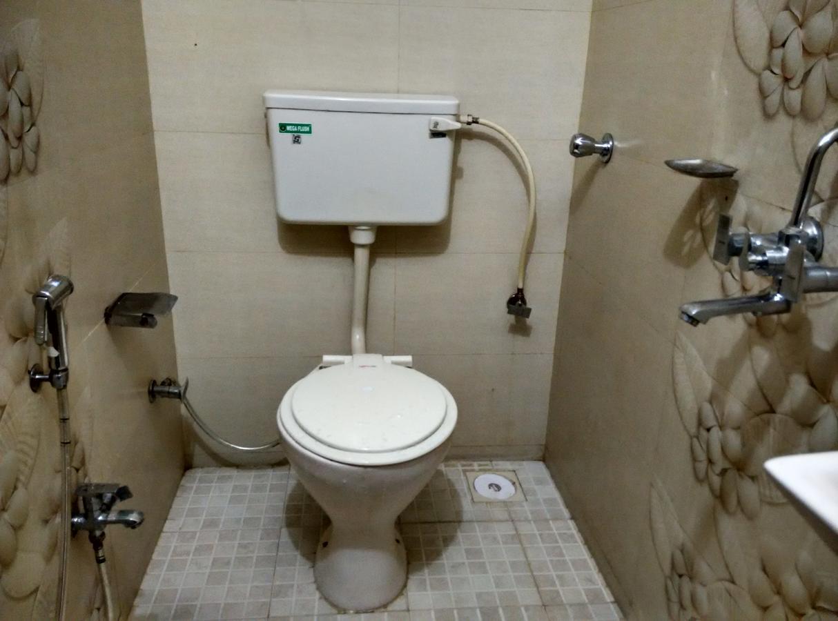 Hotel Silver Castle Bombaj Zewnętrze zdjęcie